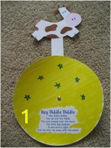 cow jumps over the moon Could make with a small paper plate Rhyming Preschool