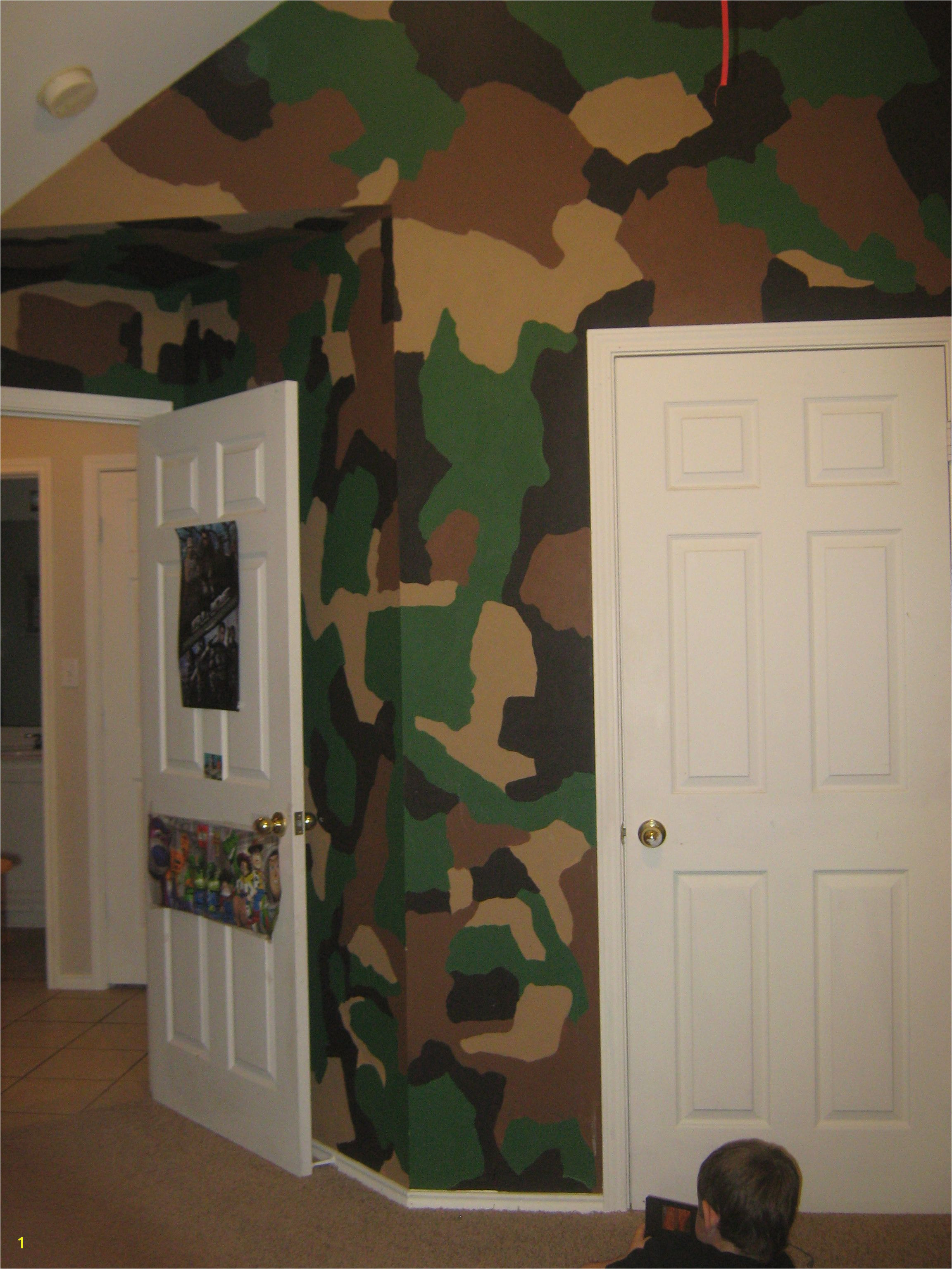 Camo wall