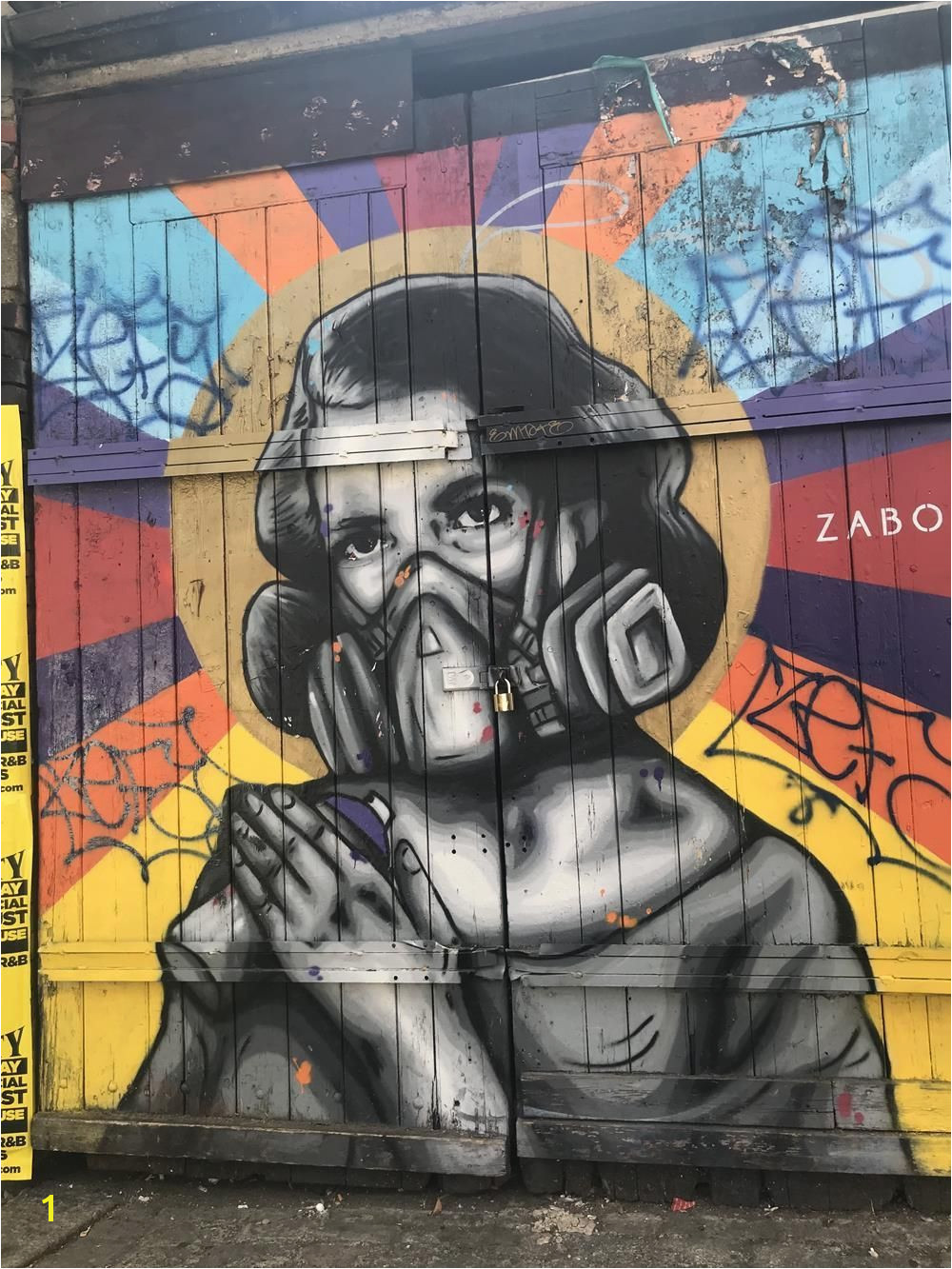 Explore the best Shoreditch street art on this behind the scenes tour shoreditch streetart graffiti murals