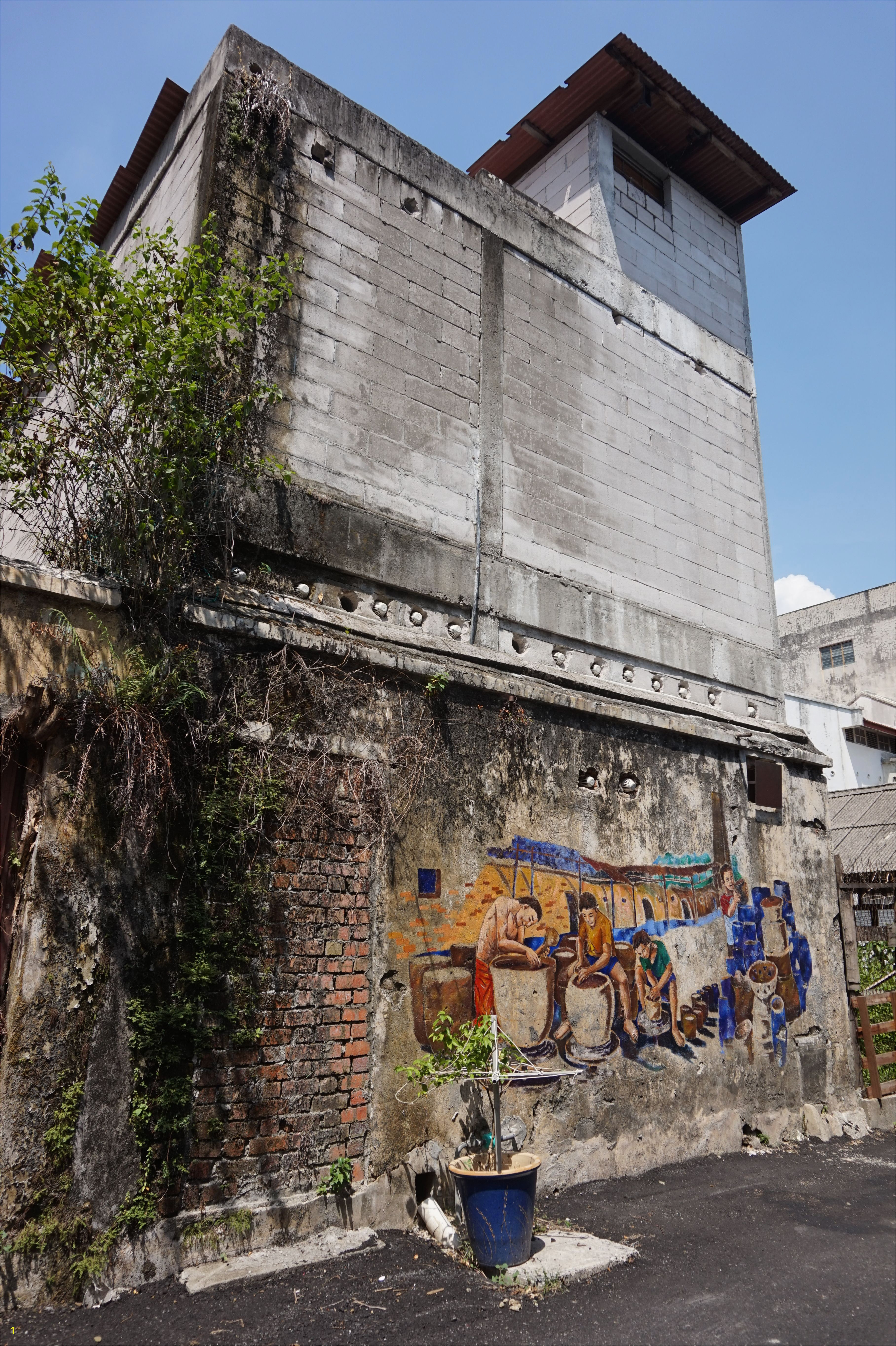 Murals in Ipoh the bigger picture