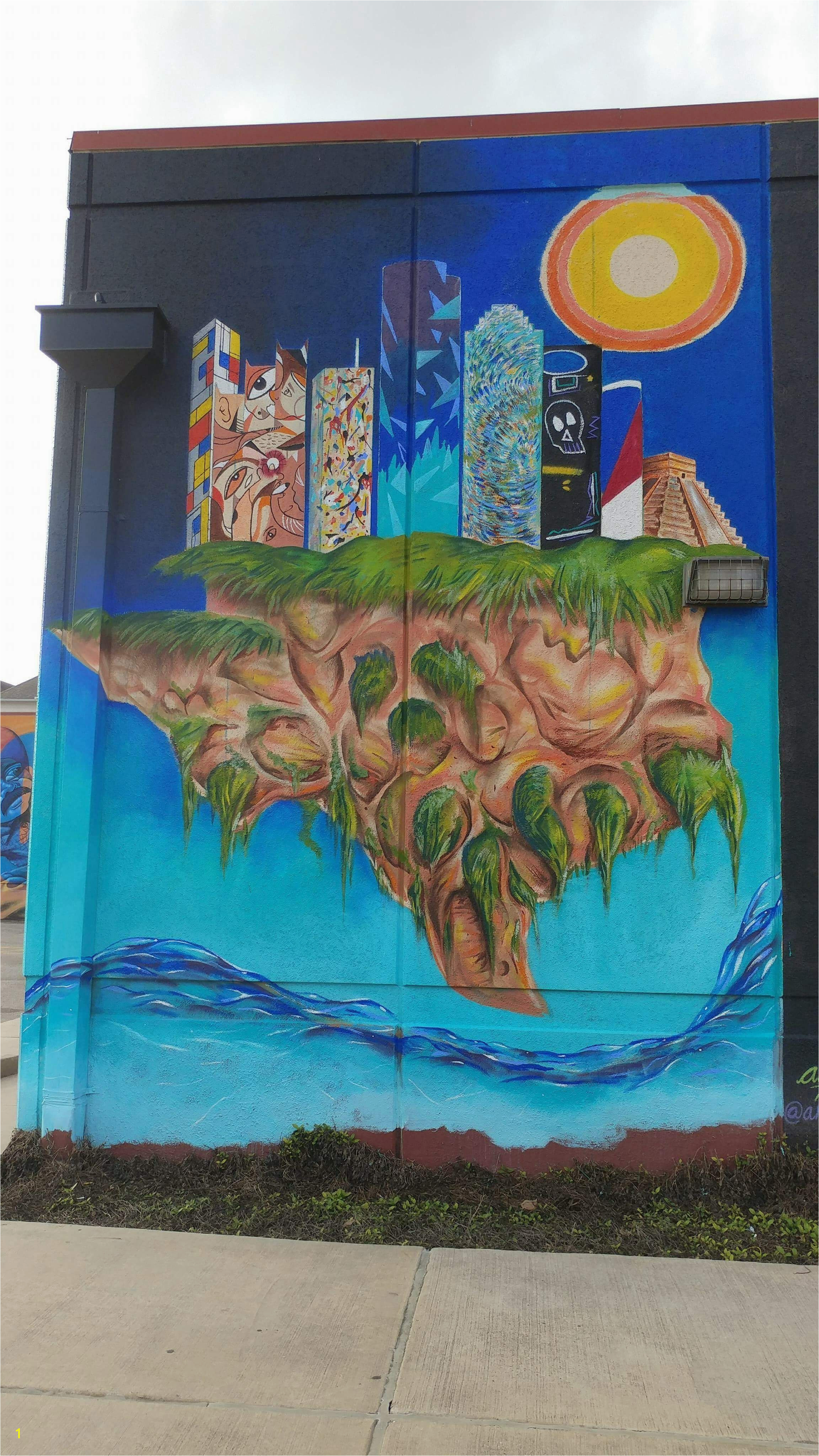 Houston Texas city mural located at Talento Bilingue De Houston Travel with the Washingtons texastravel