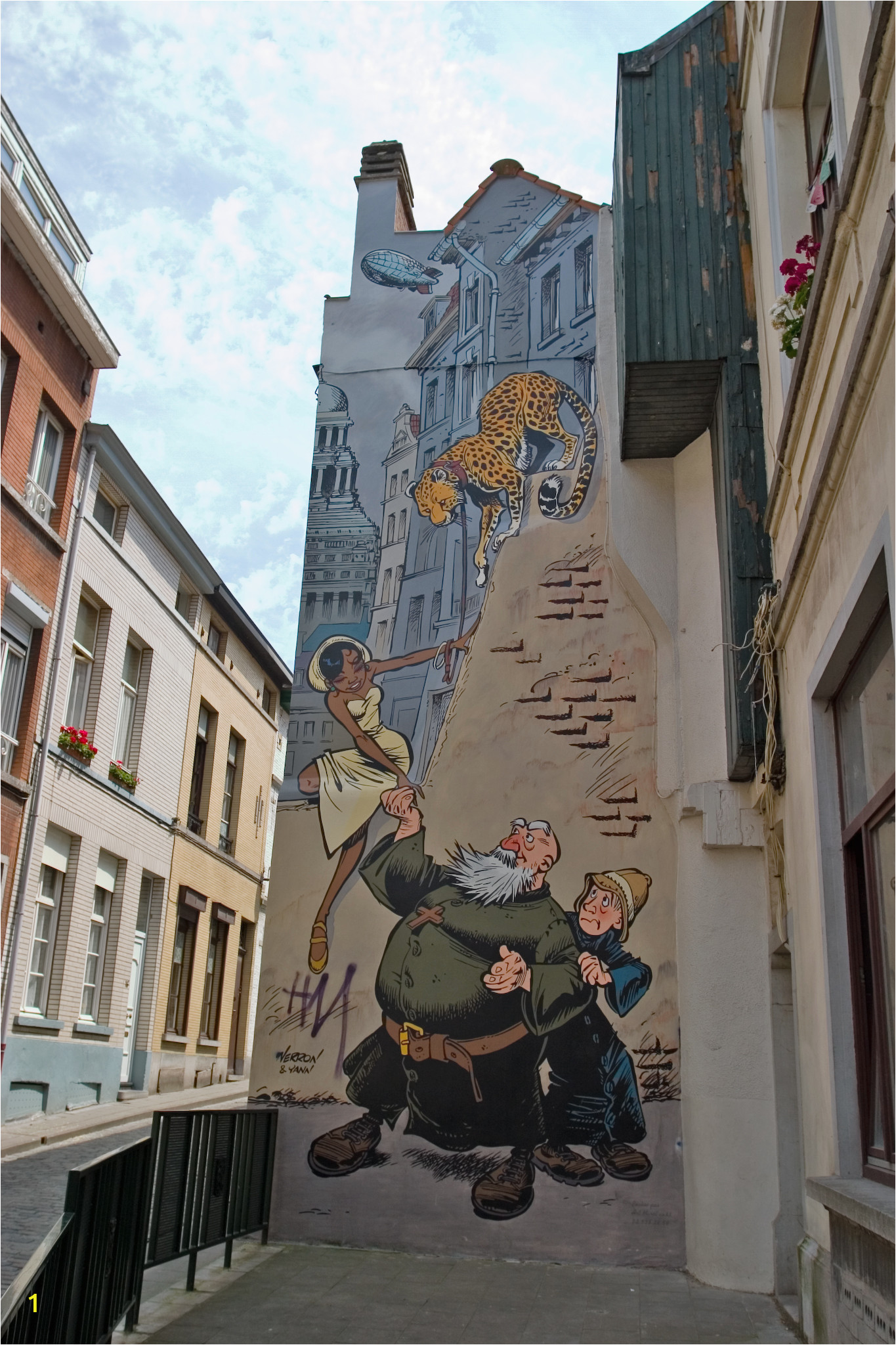 Comic Book Wall Mural top 10 Murals to Check Out the Brussels Ic Book Route