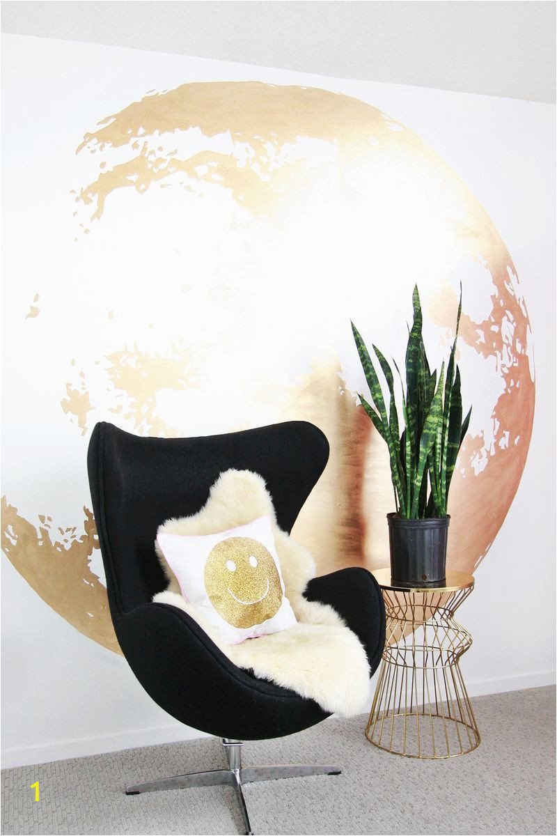 How to Make A Projector for Wall Murals Gold Moon Wall