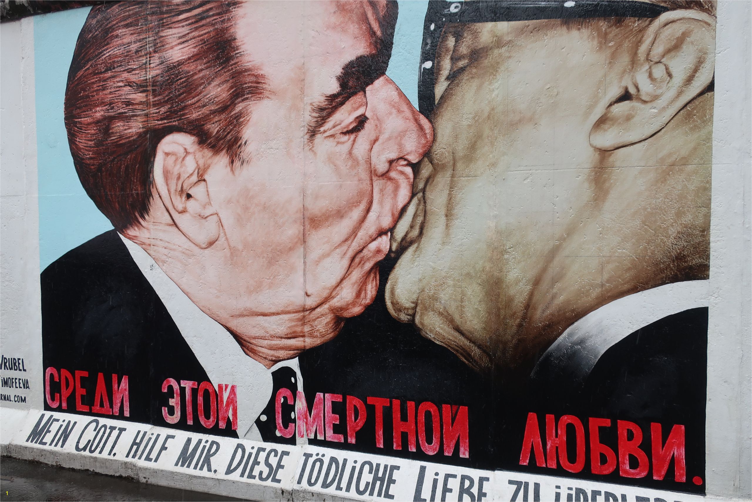 Turn Picture Into Wall Mural East Side Gallery Berlin Wall Murals Berlin Album On Imgur