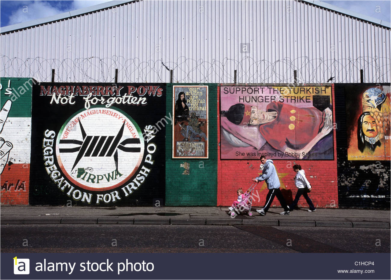 united kingdom northern ireland belfast republican murals in the catholic C1HCP4