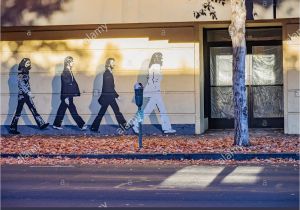 Abbey Road Wall Mural Liverpool Walking with the Beatles Stockfotos & Walking with the