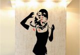 Audrey Hepburn Wall Mural Banksy Audrey Hepburn Angegriffen Von Cat Vinyl Kunst Wandaufkleber