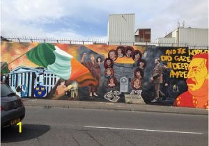 Belfast Wall Murals tour Political Prisoners Mural 1981 Starvation Protest Picture