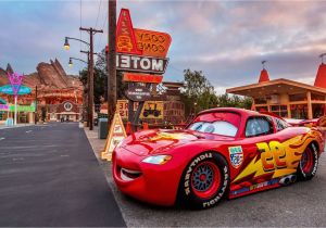 Cars 3 Wall Mural Lighting Mcqueen Wallpapers Hd Wallpaper Collections