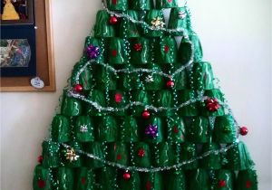 Christmas Wall Mural Plastic My Roomates and I Made A Christmas Tree Out Of Plastic Cups T