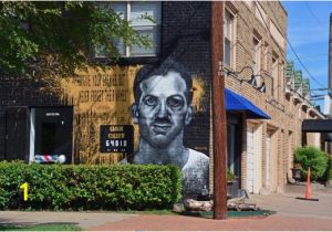 Dallas Mural Artists Street Mural Of Lee Harvey Oswald In the Bishop Arts District Bild