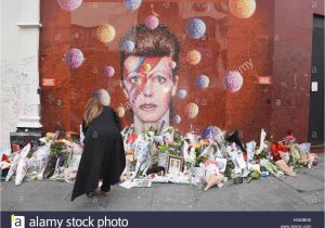 David Bowie Wall Mural David Bowie Remembrance Stock S & David Bowie Remembrance Stock