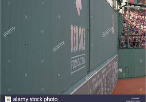 Fenway Park Green Monster Wall Mural Green Monster Stockfotos & Green Monster Bilder Alamy