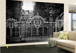 Hollywood Sign Wall Mural Wall Mural Gate at Buckingham Palace Green Park London Uk