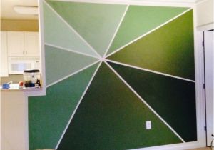 How to Paint A Geometric Wall Mural Artsy Grüne Wand Mein Freund Gemalt Hat so Talentiert
