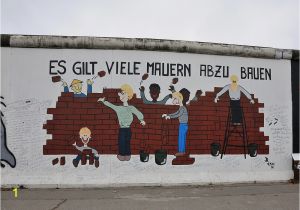 How to Paint A Mural On A Brick Wall Die East Side Gallery 3 Foto & Bild