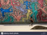 Keith Haring Wall Mural Keith Haring Mural Pisa Stockfotos & Keith Haring Mural Pisa