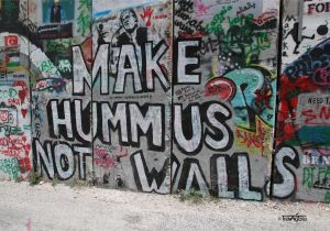 La La Land Wall Mural Unsere Erfahrungen Bei Einem Tagesausflug Nach Bethlehem