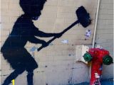 Mural Painter Nyc Banksy S "hammer Boy" New York City Aktuelle 2019 Lohnt Es