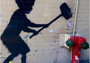 Mural Painter Nyc Banksy S "hammer Boy" New York City Aktuelle 2019 Lohnt Es