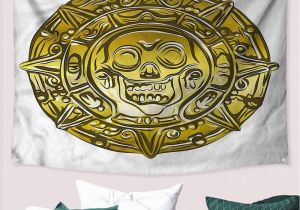 Pirate themed Wall Murals Amazon Pirate Wall Tapestry Medallion with Scary Skull