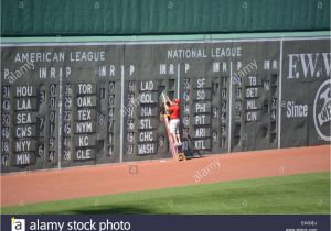 Red sox Green Monster Wall Mural Green Monster Stockfotos & Green Monster Bilder Alamy