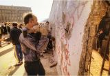 Sejarah Berlin Wall Mural Kiss All About the Rise and Fall Of the Berlin Wall