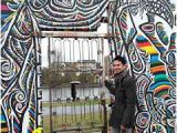 Sejarah Berlin Wall Mural Kiss Nabil Aizat Bin Abdul Rahman Crossing the Berlin Wall