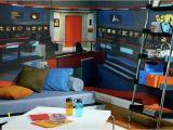 Star Trek Mural Star Trek Mural Transforms Any Room Into Nerd Womb