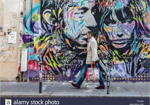 Street Art Wall Mural Street Art Fassade Von Serge Gainsbourg S House Rue De
