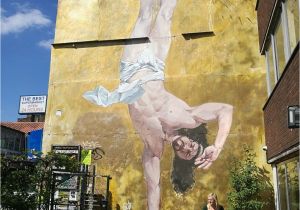 The Wall that Cracked Open Mural Bristol Street Art Guide Awesome Street Art Pinterest