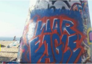 Venice Beach Wall Murals Huge War Eagle Graffiti Spray Prainted On Venice Beach